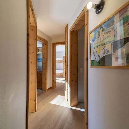 Apartment Chesa Staz - *
