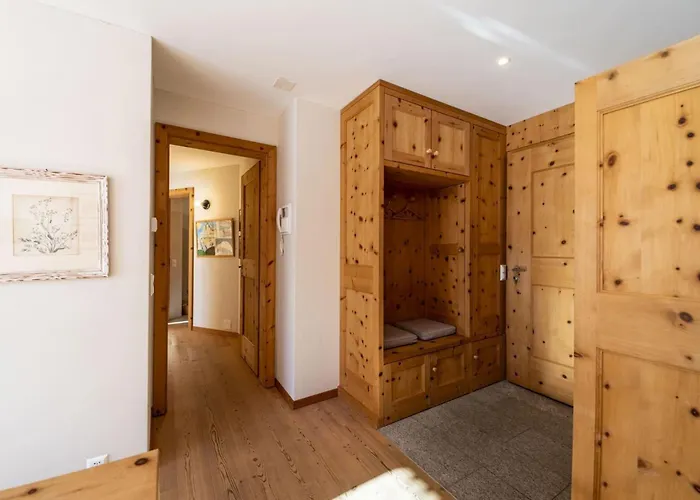 Chesa Staz - * بونتريسنا